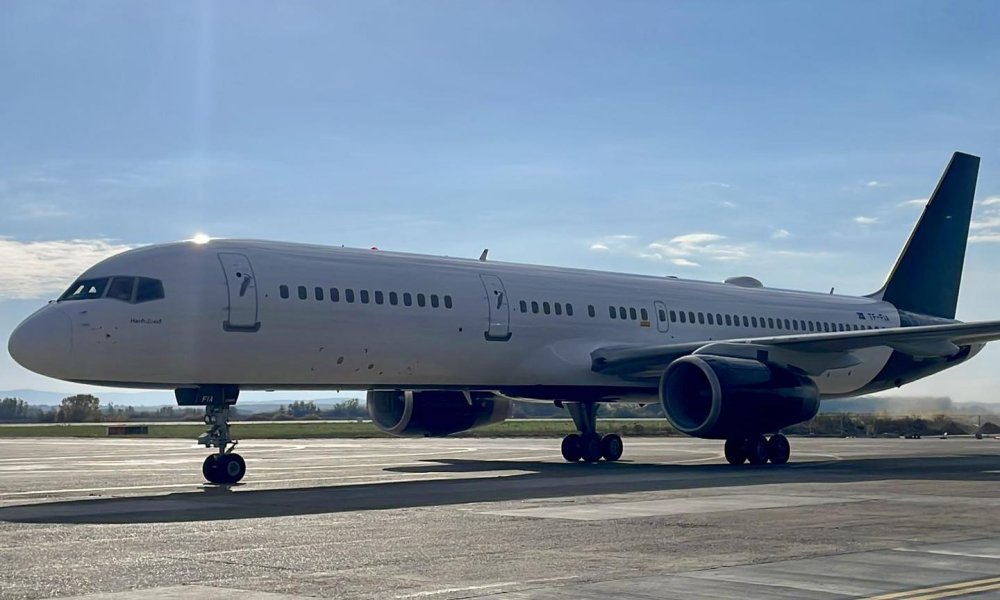 Boeing 757 VIP Satu Mare (1).jpg