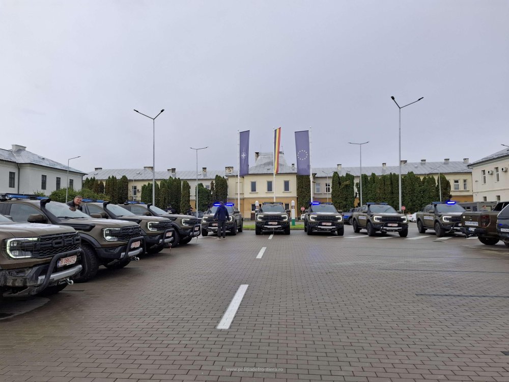 autospeciale politia de frontieră 1.jpg