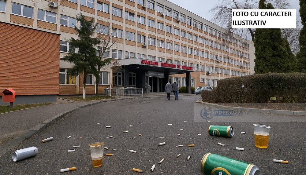 Nesimțirea, la cote alarmante la Spitalul Județean. Fum, alcool și gunoaie aruncate la întâmplare 