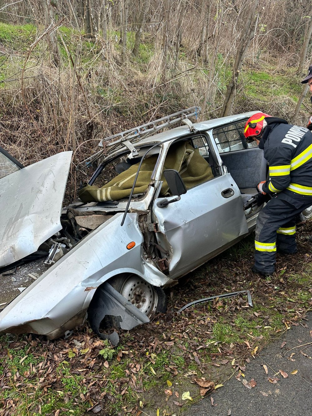 accident masina in sant 2.jpg