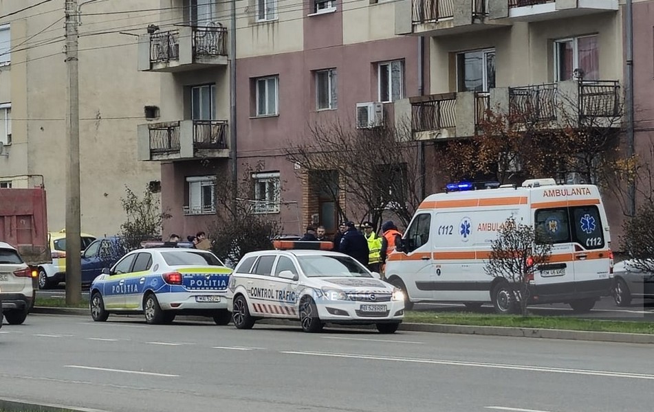 drumul botizului politie ambulanta jandarmerie (3).jpg