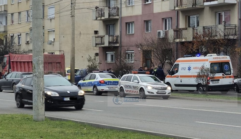 drumul botizului politie ambulanta jandarmerie (5).jpg