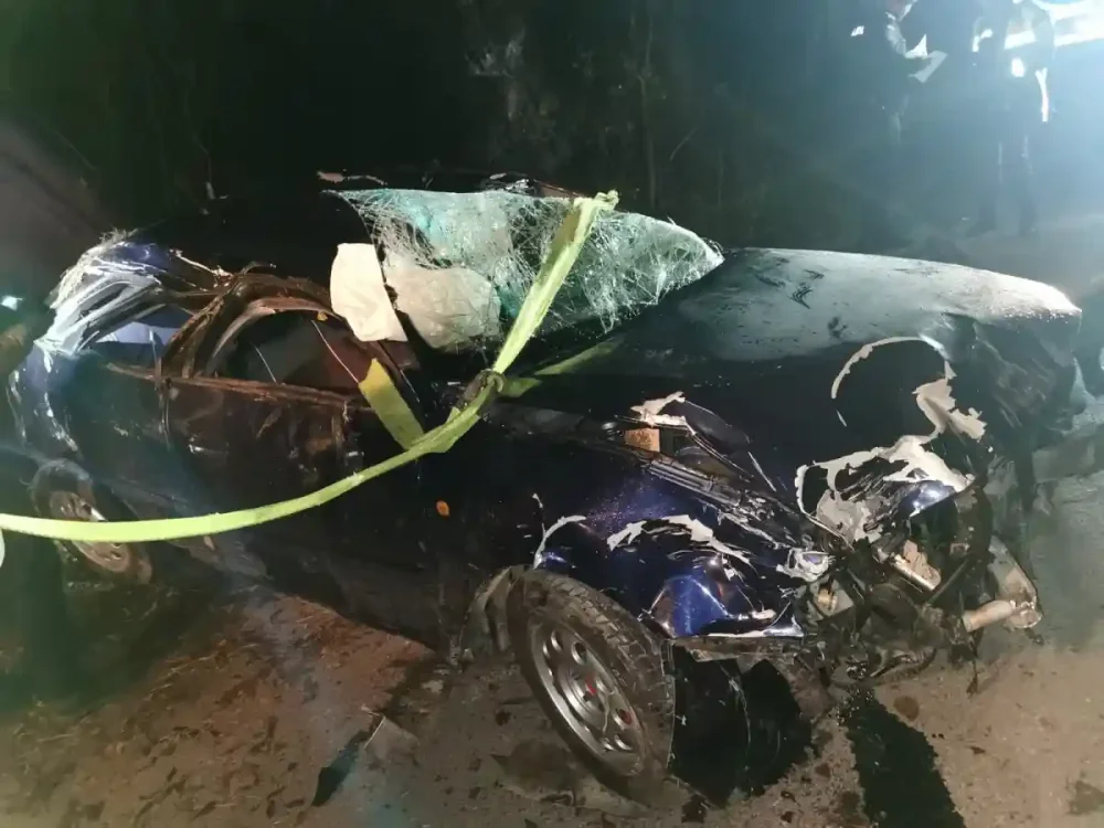 masina rasturnata rapa.webp