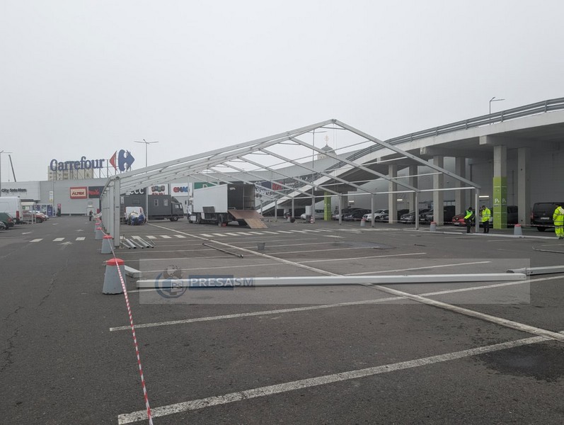 patinoar shopping city satu mare (3).jpg