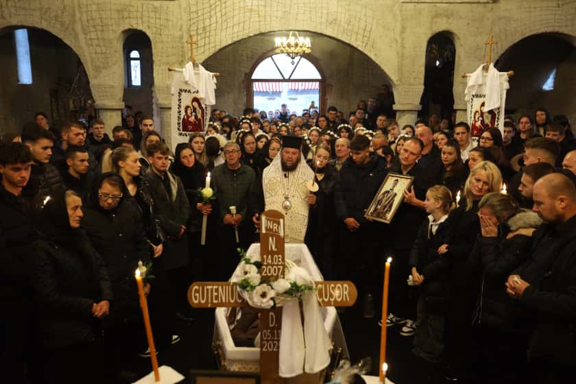 slujba inmormantare (3).jpg