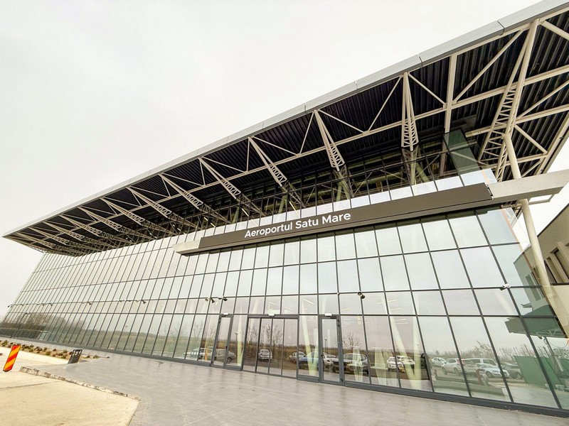 aeroport satu mare1.jpg