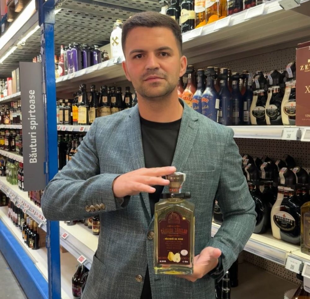 Palinca produsa la Distileriile Dregan (2).jpeg