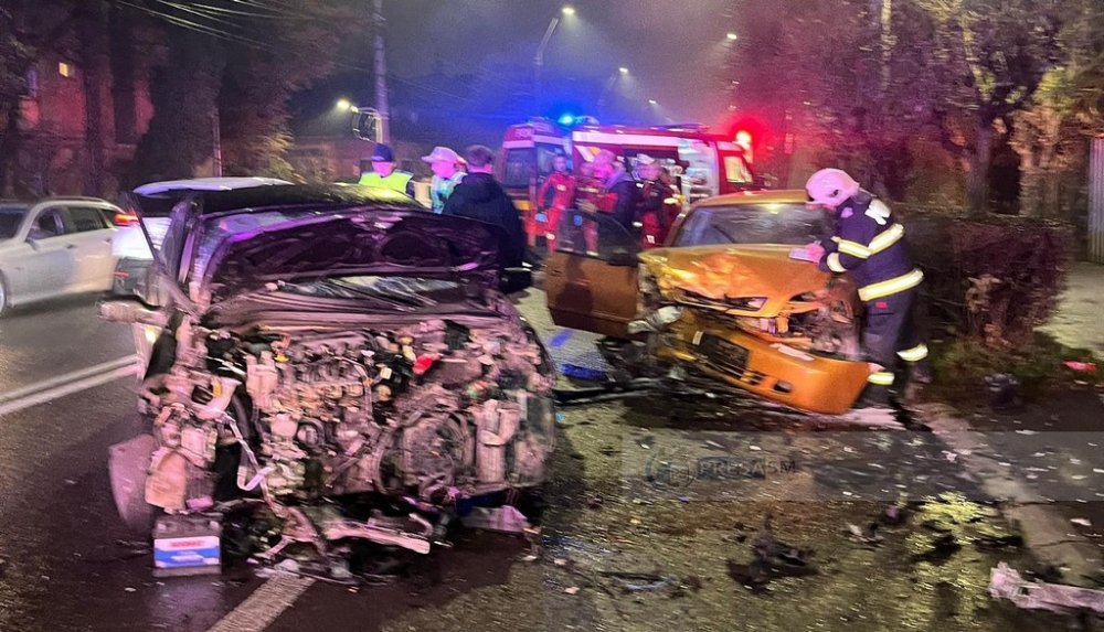 accident frontal noaptea pompieri (1).jpg