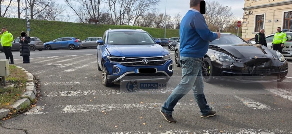 accident politia locala porsche volkswagen centru satu mare (5).jpg