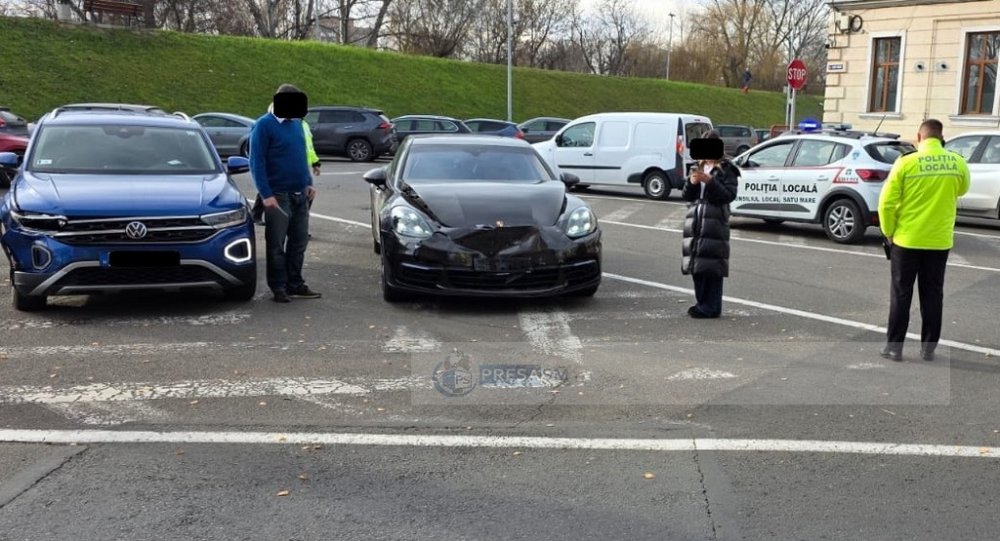 accident politia locala porsche volkswagen centru satu mare (8).jpg