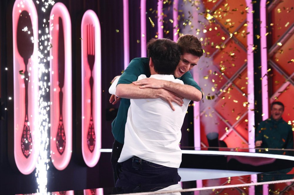 luca zvaleni chefi la cutite (7).jpg