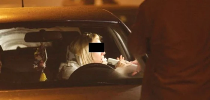 Sătmăreancă acuzată că i-a păcălit de mai multe ori pe polițiști. Și-a băgat sora la înaintare