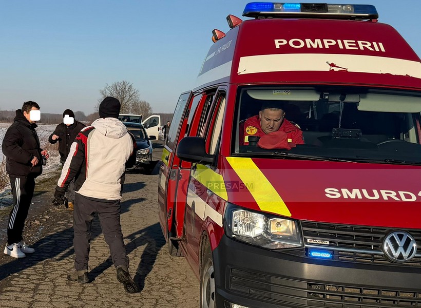 accident iarna zapada masina in sant (10).jpg