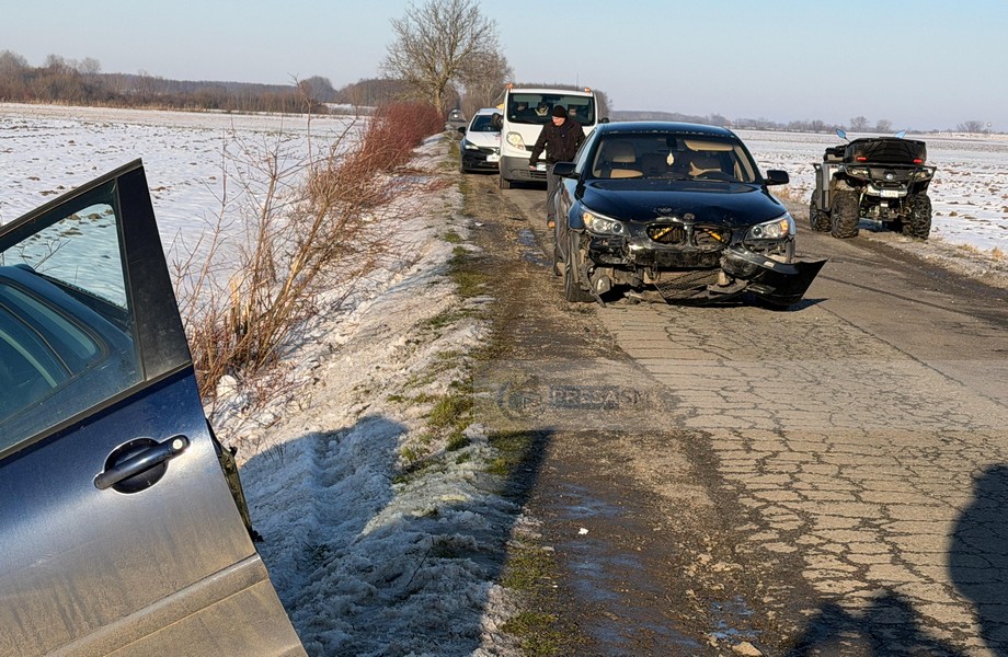 accident iarna zapada masina in sant (7).jpg