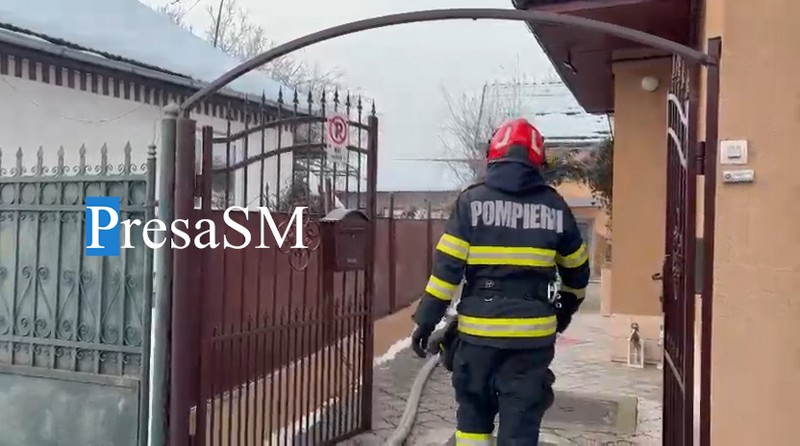 incendiu iarna pompieri  (2).jpg