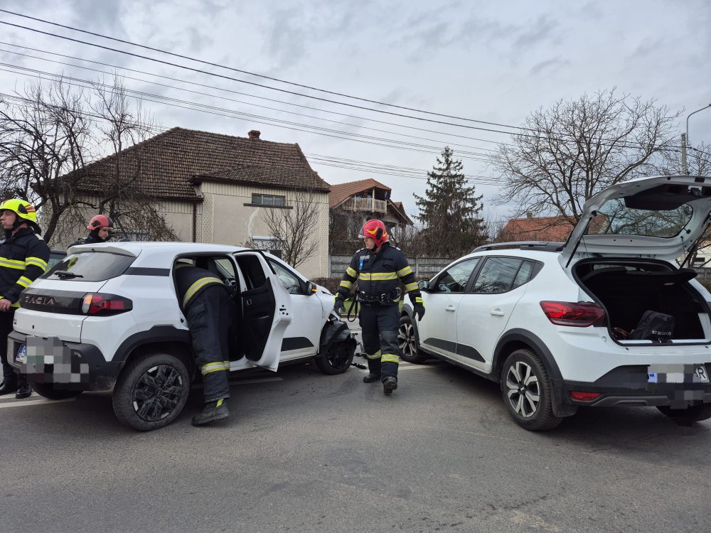 accident masini aurel vlaicu satu mare.jpeg