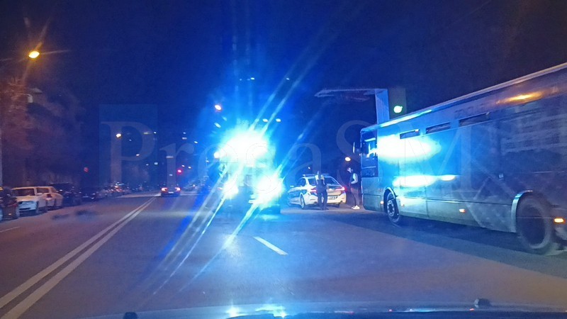 politie autobuz noaptea1.jpg