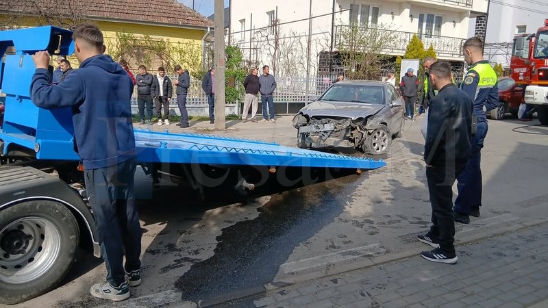 accident negresti oas masina gard biserica9.jpg