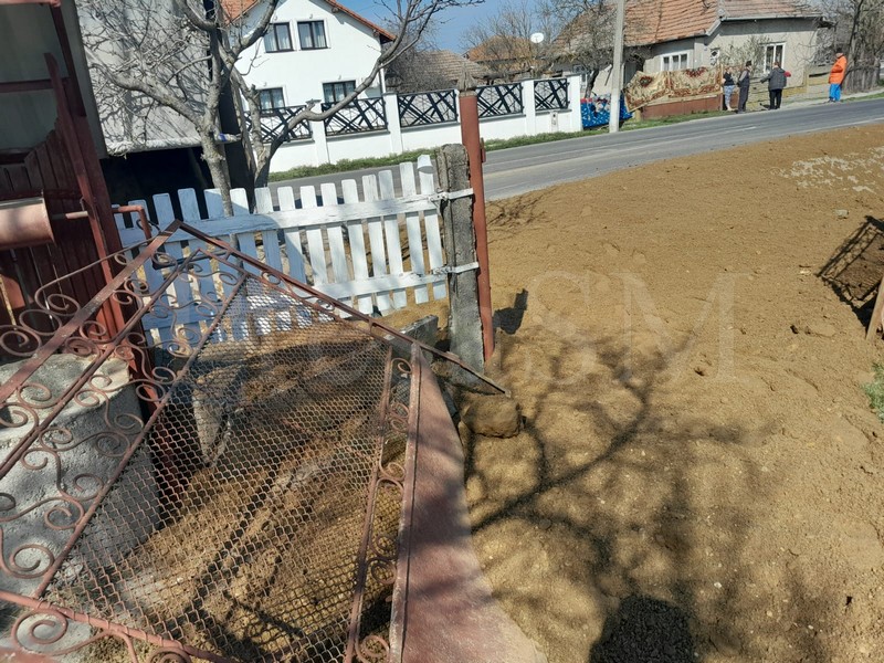 camion răsturnat Cig4.jpg