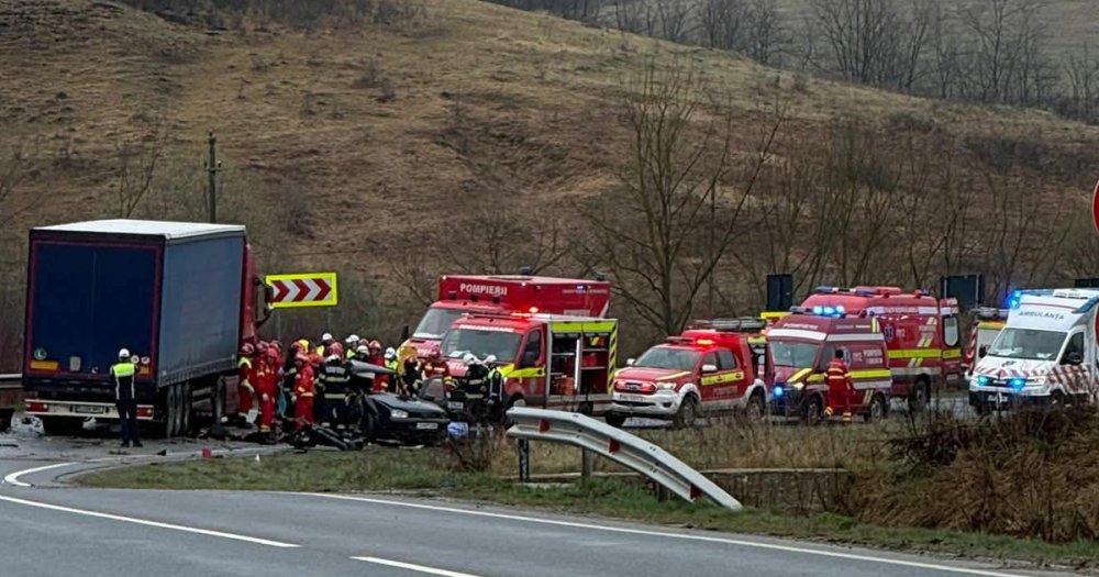 accident cluj ambulanta.jpg