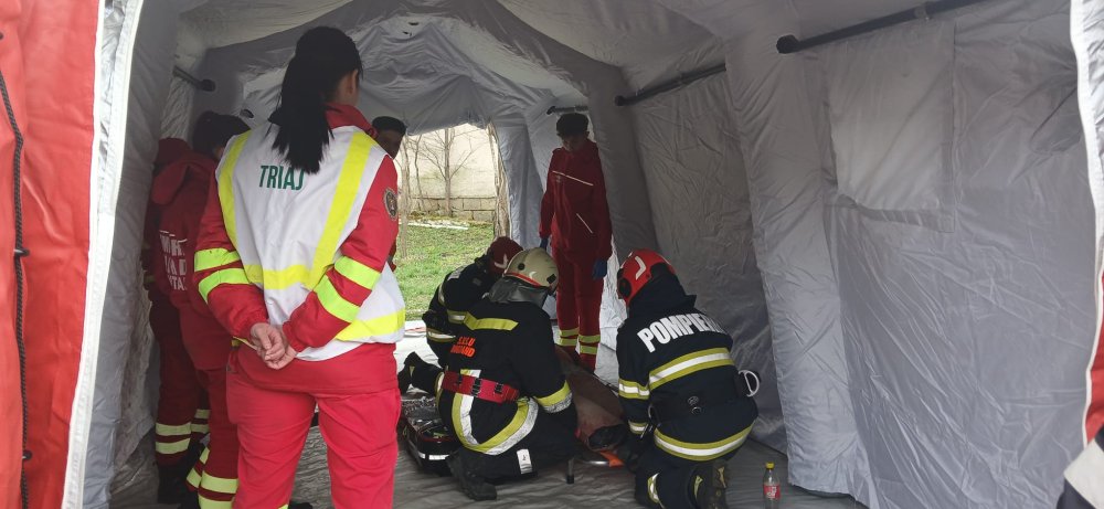 EXERCITIU POMPIERI CASE SURPATE (1).jpg