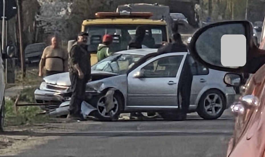 accident masina parapet metalic viile satu mare (3).jpeg