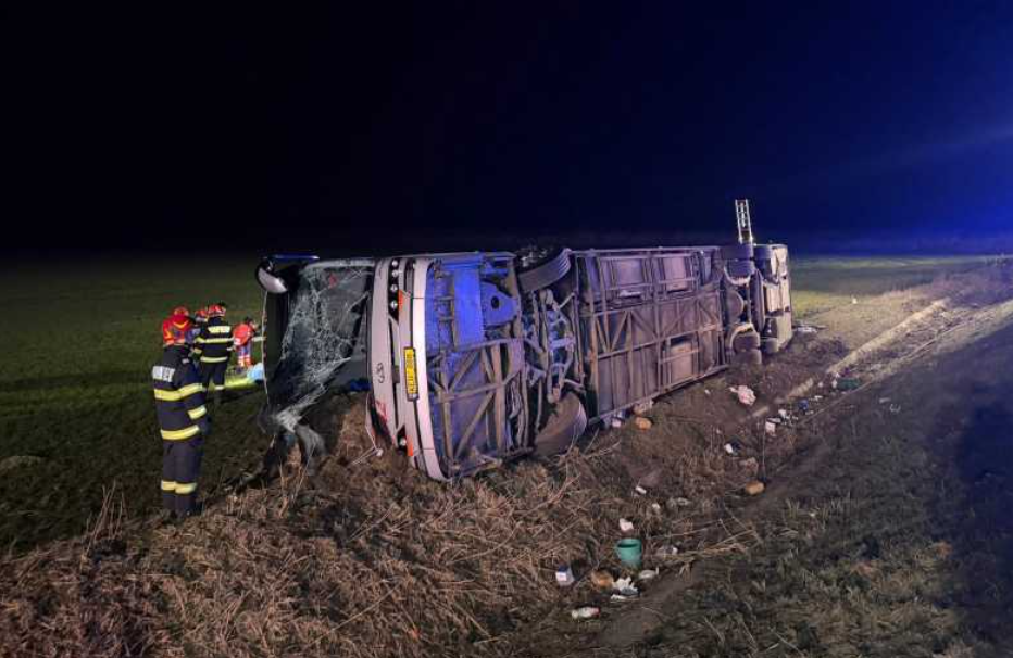 accident mortal autobuz pompieri noaptea (1).png