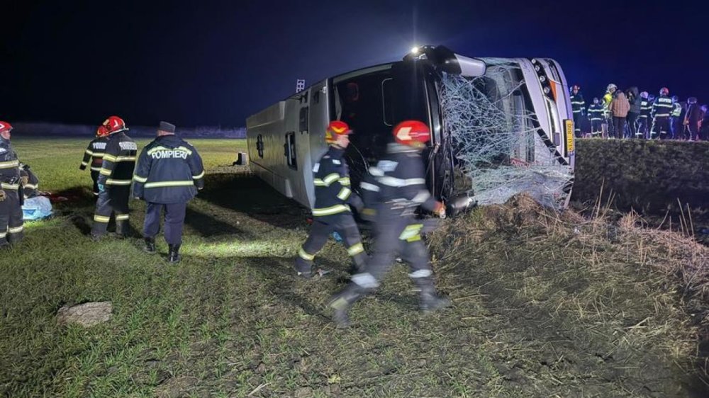 accident mortal autobuz pompieri noaptea (3).jpg