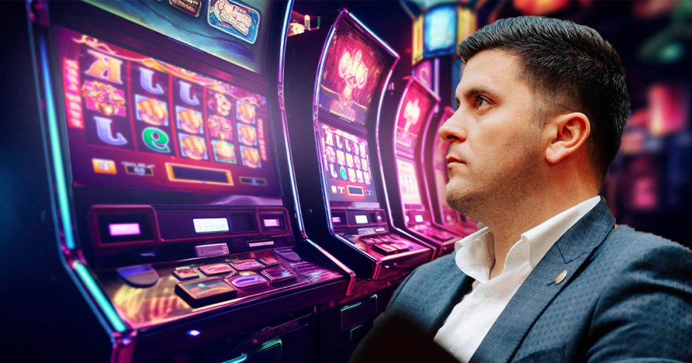 Cozma vrea să scoată păcănelele din Satu Mare: ”Jocurile de noroc nu aduc nimic bun, nenorocesc vieți, amăgesc oameni, distrug familii”