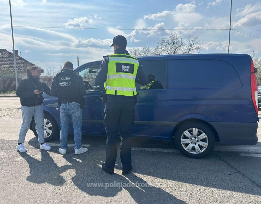 filtru filtre duba politia.jpg