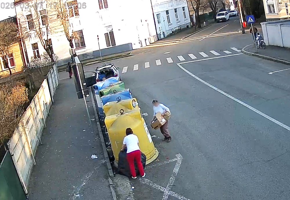 gunaoie aruncate ilegal3.jpg