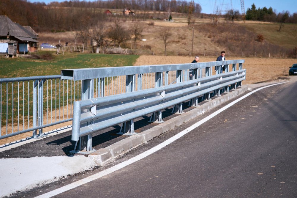 pod finalizat cj satu mare3.jpg