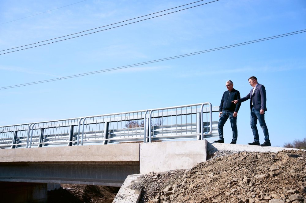 pod finalizat cj satu mare5.jpg