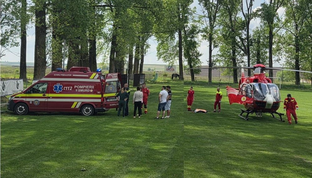 VIDEO. Elev (12 ani) a fost înjunghiat de un coleg, la școală. Preluat cu elicopterul SMURD