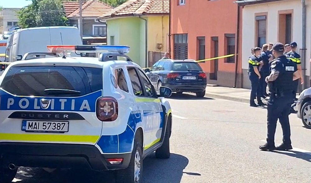 Sătmăreanul care a lovit trei mașini și a fugit, prins de polițiști. După verificări s-a ales și cu dosar penal