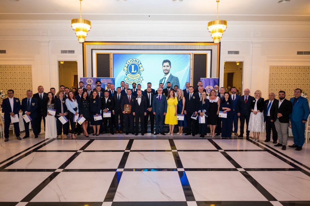 FOTO. S-a lansat Lions Club Civitas Satu Mare. Poate cel mai numeros club filantropic 
